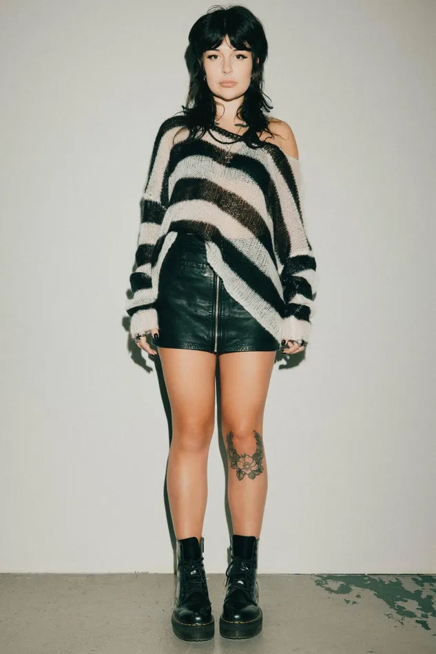 OTHER KNITWEAR WOMEN Cropped Navarro Jumper Grunge Stripe Black and Bone