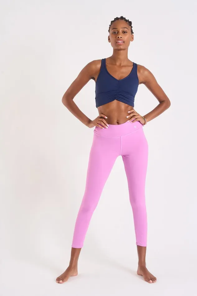 Outfit Bubble Gum FLOW and EAGLE WELLNESS Navy Women Banana Moon Leggings and Pants