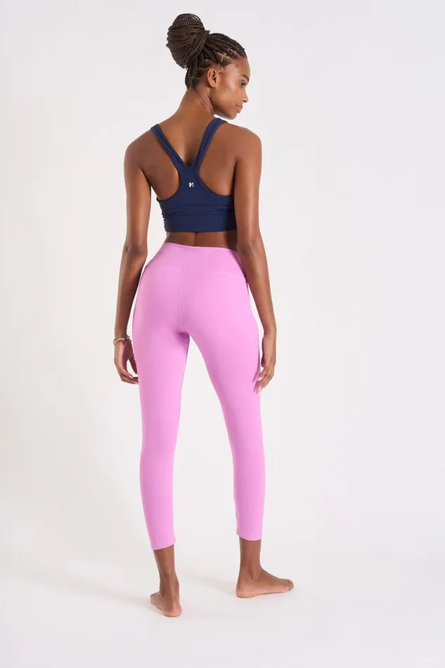 Outfit Bubble Gum FLOW and EAGLE WELLNESS Navy Women Banana Moon Leggings and Pants