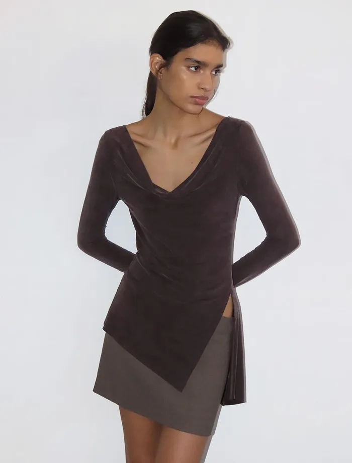 Paloma Wool LOTTOMahogany Asymmetric Longsleeved Cupro Top With Cuffs And Side Slit Women Cupro Paloma Wool LOTTOMahogany Asymmetric Longsleeved Cupro Top With Cuffs And Side Slit Women Cupro