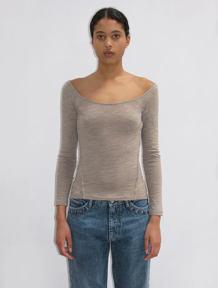 Paloma Wool MEELBeige Open Neckline Mulesingfree Wool Top With PW Embroidery Women Tops Paloma Wool MEELBeige Open Neckline Mulesingfree Wool Top With PW Embroidery Women Tops