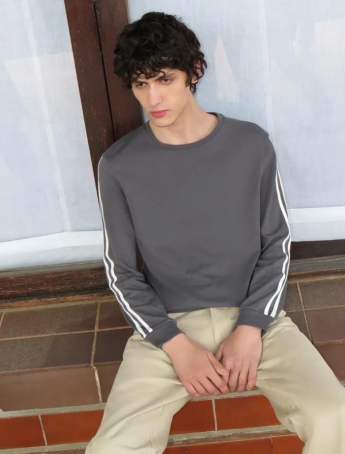 Paloma Wool MIGUALES BLongsleeved Men039s Tshirt With Sporttype Piping Detail On The Sleeves Pwman 8211 US