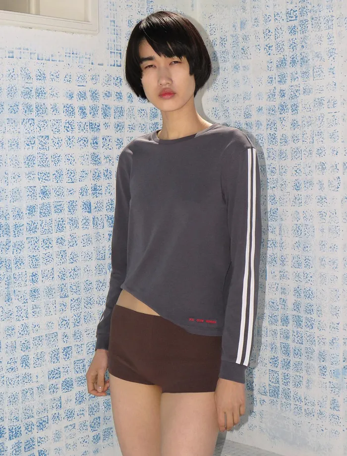 Paloma Wool MIGUALES Dark Grey Longsleeved Tshirt With Sporttype Piping Detail Women Tops Paloma Wool MIGUALES Dark Grey Longsleeved Tshirt With Sporttype Piping Detail Women Tops