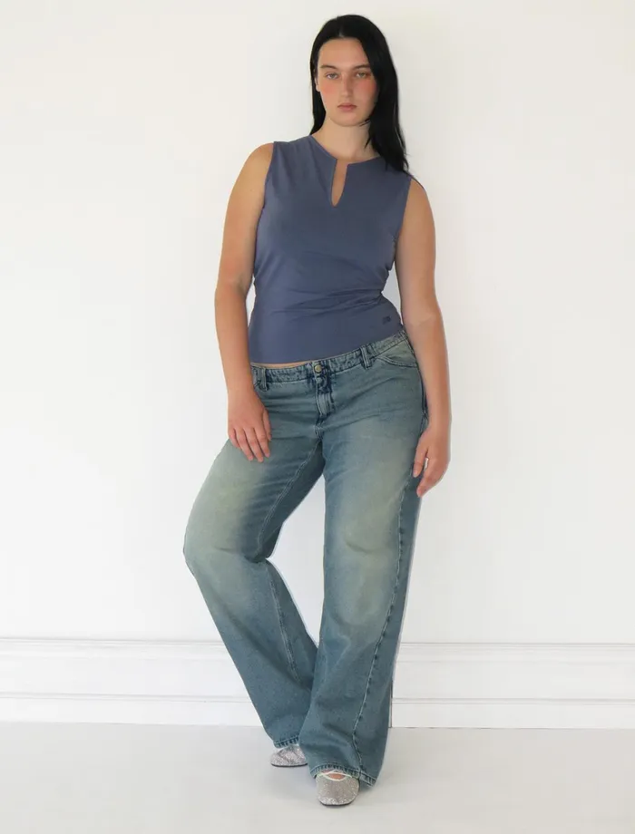 Paloma Wool SANURAFitted Sleeveless Top With An Open Vneck Women Tops
