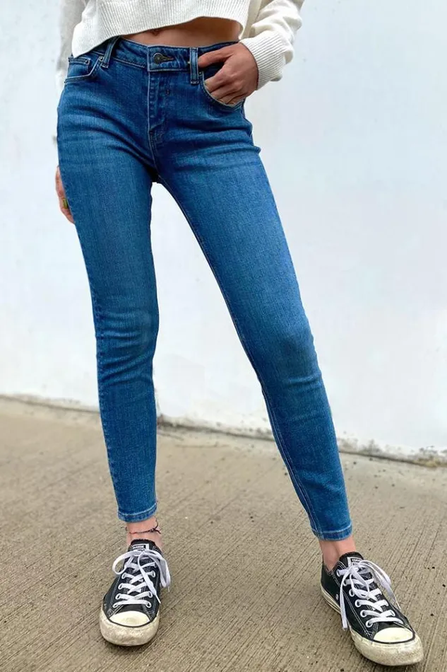 Skinny Jeans Women Subdued Denim