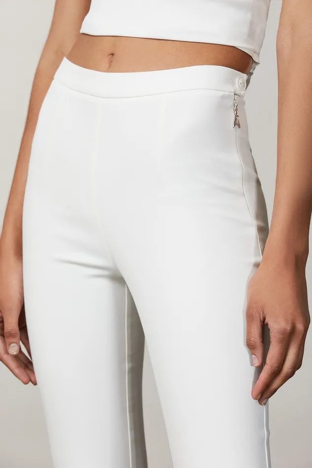 Slim and Skinny Women Patrizia Pepe Slim Pants Bianco