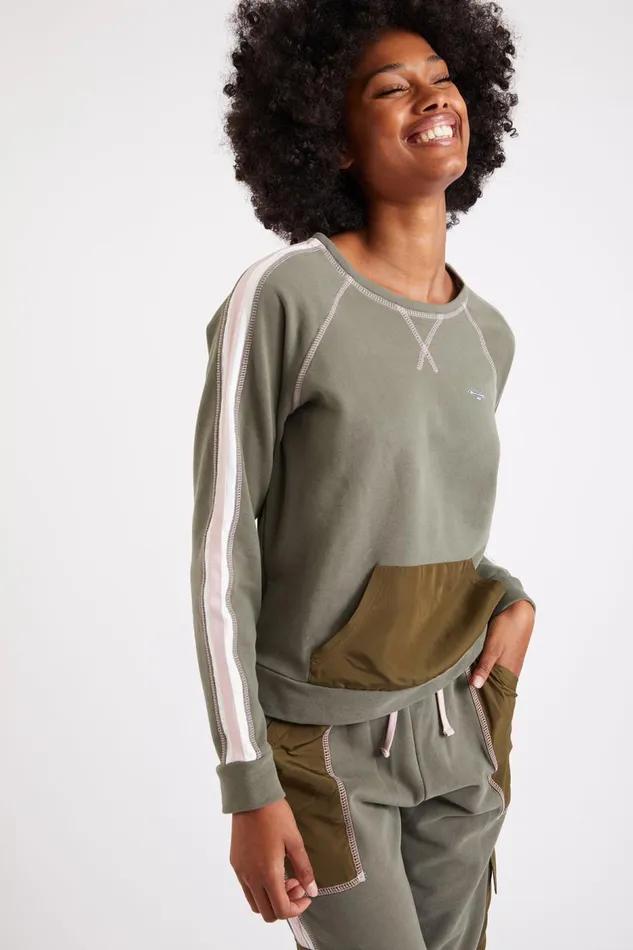 Sweatshirt Khaki 8211 BOXI RUNNING Khaki Women Banana Moon Hoodies and Sweatshirts Sweatshirt Khaki 8211 BOXI RUNNING Khaki Women Banana Moon Hoodies and Sweatshirts