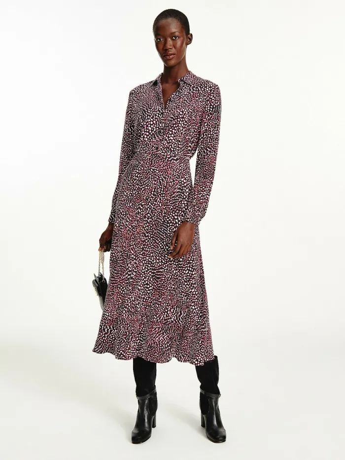 Tommy Hilfiger AllOver Print Regular Fit Viscose Blouse Feather PrtRed White Black Womens Shirts and Blouses Online Tommy Hilfiger AllOver Print Regular Fit Viscose Blouse Feather PrtRed White Black Womens Shirts and Blouses Online