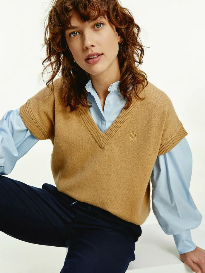 Tommy Hilfiger Alpaca Relaxed VNeck Short Sleeve Vest Countryside Khaki Womens Knitwear Online Tommy Hilfiger Alpaca Relaxed VNeck Short Sleeve Vest Countryside Khaki Womens Knitwear Online