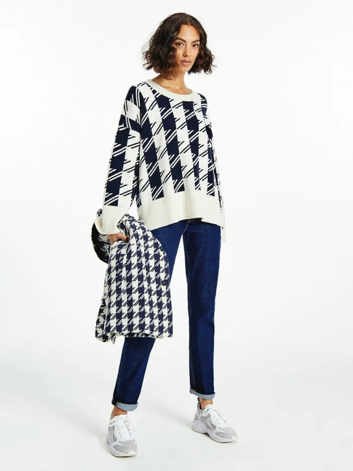 Tommy Hilfiger Alpaca Wool Houndstooth Relaxed Fit Jumper Large HoundstoothDes Sky Ecru Womens Knitwear Casaul Tommy Hilfiger Alpaca Wool Houndstooth Relaxed Fit Jumper Large HoundstoothDes Sky Ecru Womens Knitwear Casaul