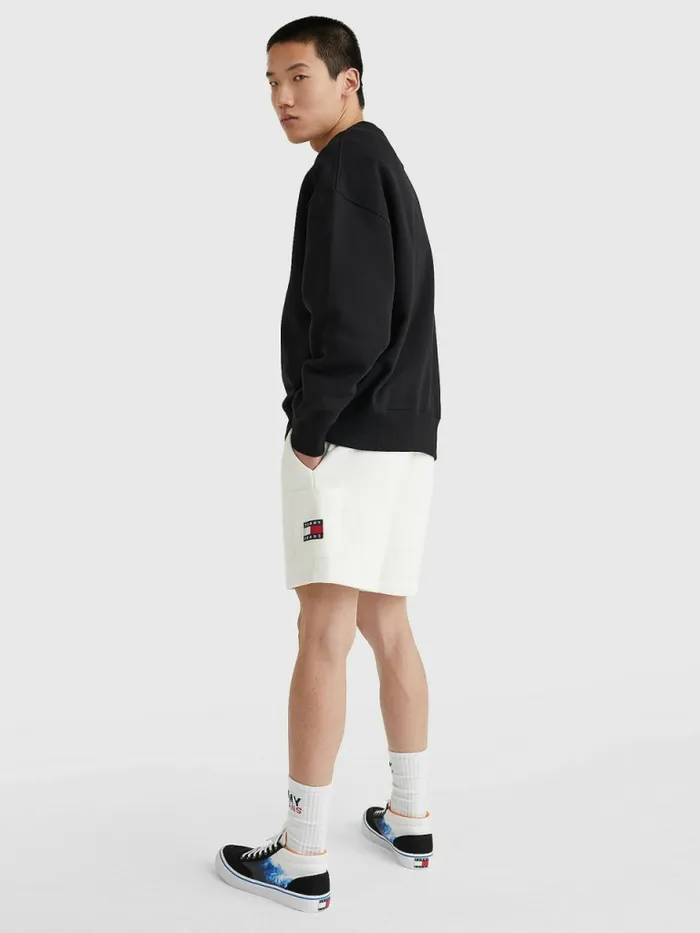 Tommy Hilfiger Badge Crew Neck Sweatshirt Black Mens Sweatshirts and Hoodies Casaul
