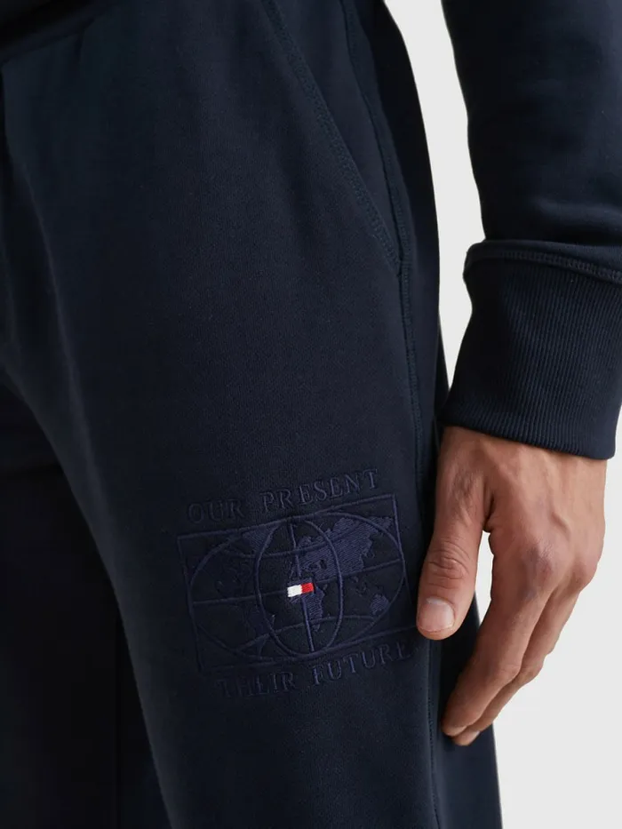 Tommy Hilfiger Earth Logo Relaxed Fit Joggers Desert Sky Mens Trousers