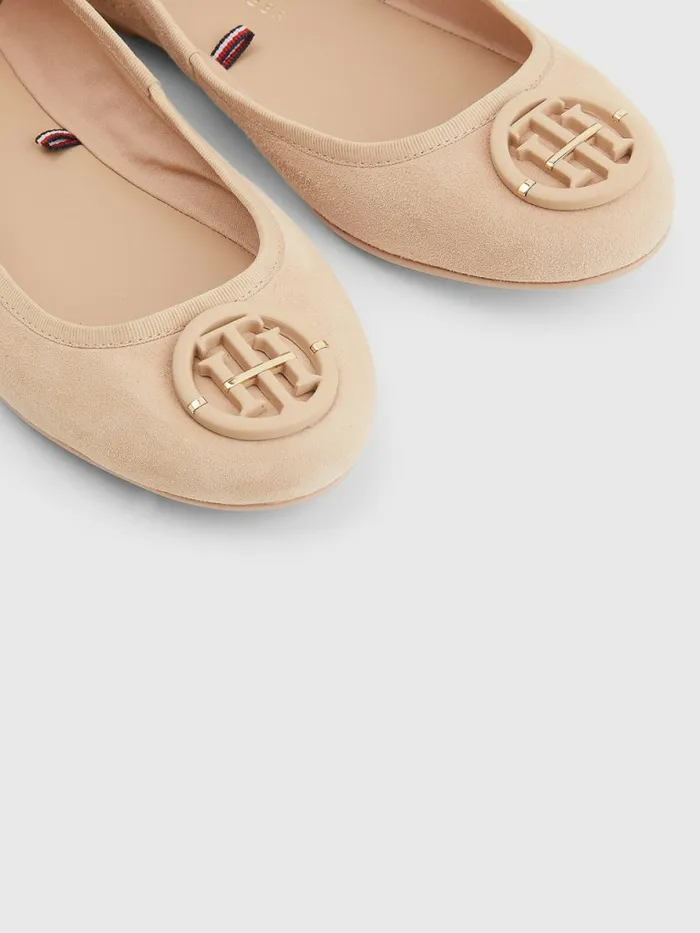 Tommy Hilfiger Essential Suede Ballerinas Sandrift Womens Flat Shoes Casaul