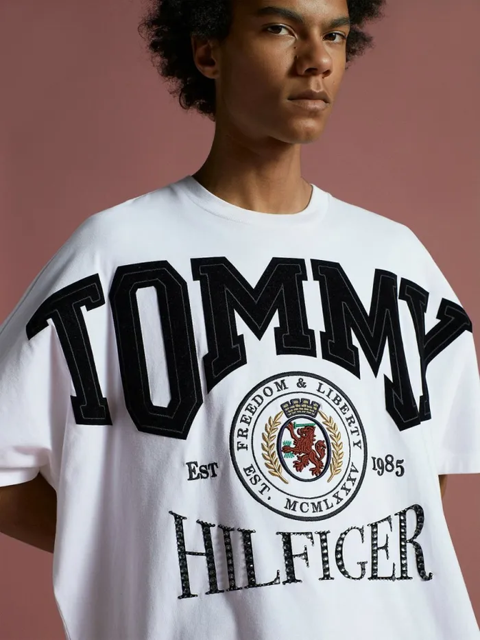 Tommy Hilfiger Festive Logo Crest TShirt White Mens TShirts Sale