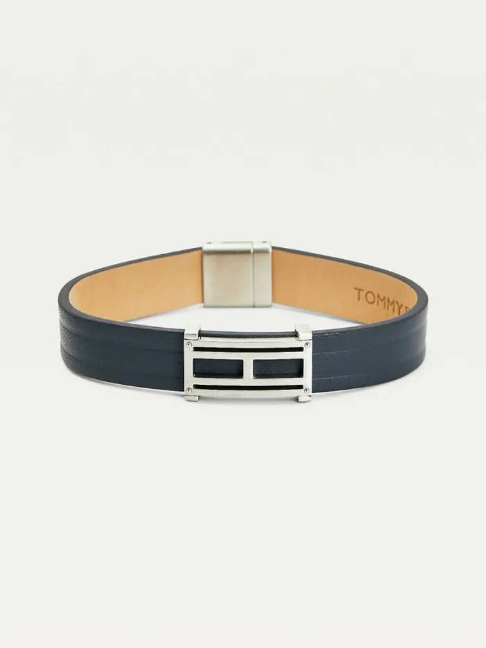 Tommy Hilfiger Flag Plaque Grey Leather Bracelet Gray Leather Mens Jewellery and Cufflinks Tommy Hilfiger Flag Plaque Grey Leather Bracelet Gray Leather Mens Jewellery and Cufflinks