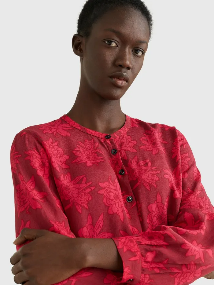 Tommy Hilfiger Floral Crepe Shift Midi Dress Mid Scale BloomPink Splendor Womens Dresses and Jumpsuits Gift Ideas