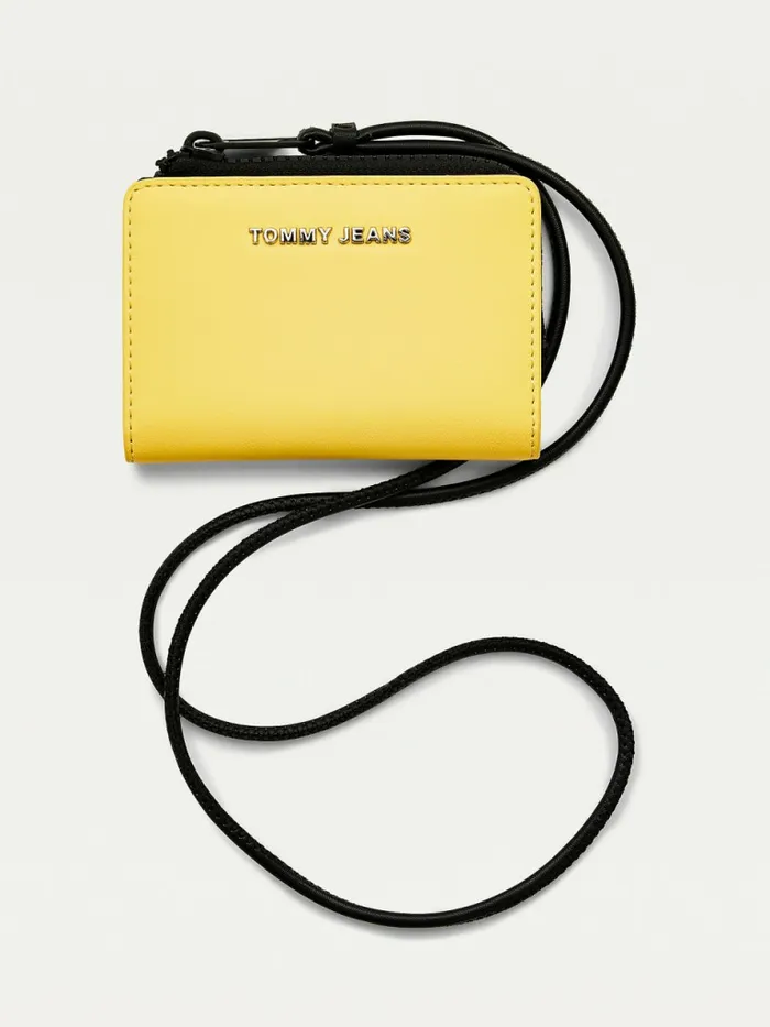 Tommy Hilfiger Hanging Card Wallet Soleil Womens Wallets and Keyrings Gift 4 You Tommy Hilfiger Hanging Card Wallet Soleil Womens Wallets and Keyrings Gift 4 You