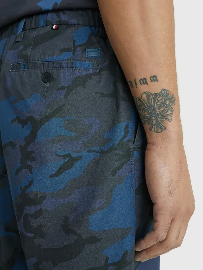 Tommy Hilfiger Harlem Relaxed Camo Print Chino Shorts Faded Indigo Mens Shorts Fashion