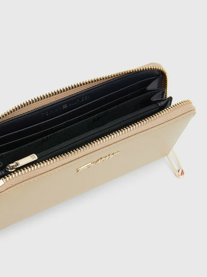 Tommy Hilfiger Large ZipAround Wallet Beige Womens Wallets and Keyrings Popular