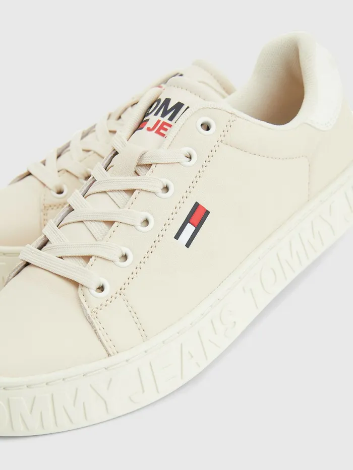 Tommy Hilfiger Logo Leather Cupsole Trainers Sugarcane Womens Trainers Fashion