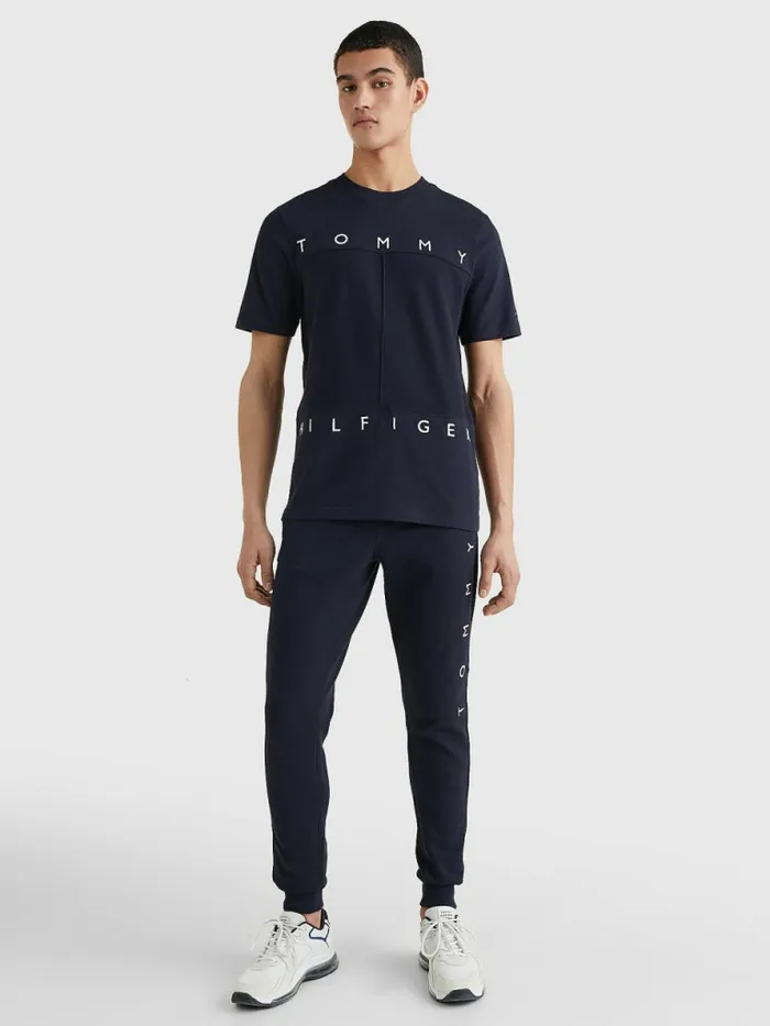 Tommy Hilfiger Mono Flag TShirt Desert Sky Mens Tracksuits Casaul