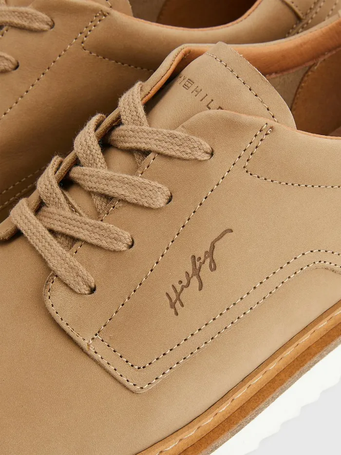 Tommy Hilfiger Nubuck Cleat LaceUp Shoes Classic Khaki Mens Casual Shoes Gift 4 You