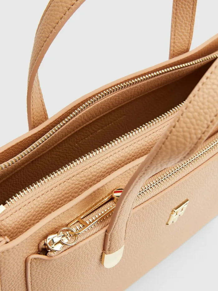 Tommy Hilfiger Pebble Grain Satchel Sandrift Womens Bags Fashion
