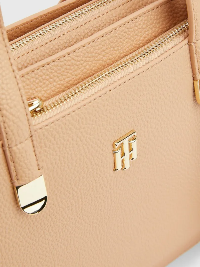 Tommy Hilfiger Pebble Grain Satchel Sandrift Womens Bags Fashion