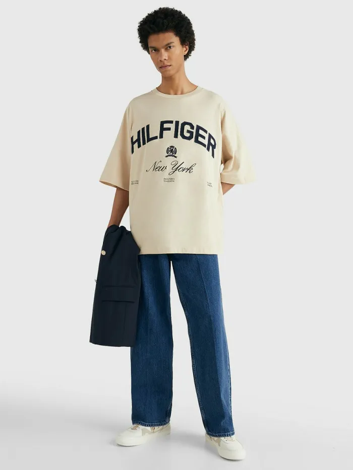 Tommy Hilfiger Prep Crest Embroidery Logo TShirt Classic Beige Mens TShirts Near Me