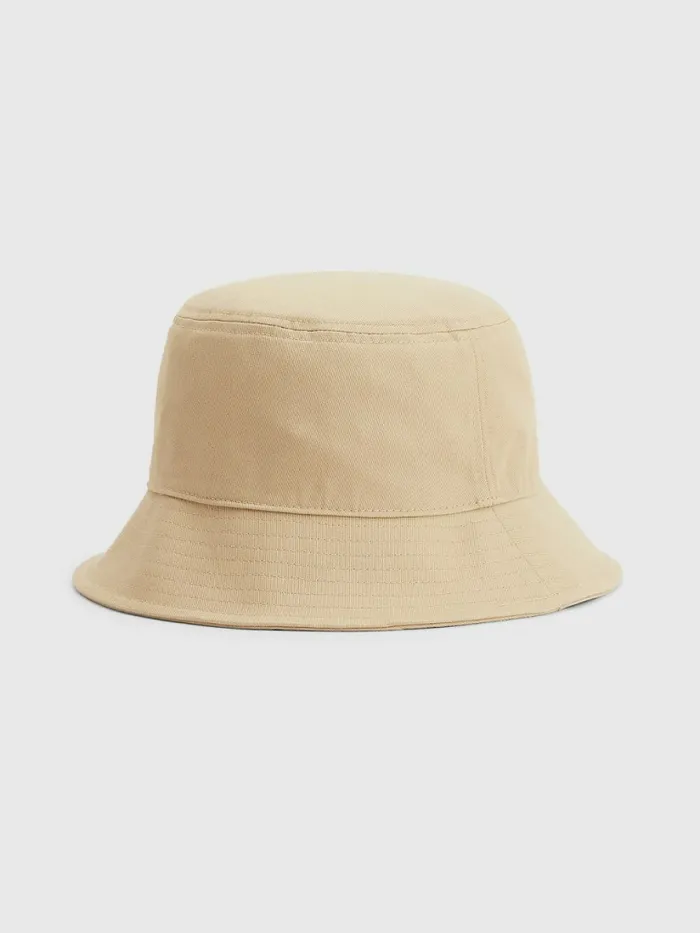 Tommy Hilfiger Pure Organic Cotton Logo Bucket Hat Savannah Sand Mens Hats and Scarves Gift Ideas