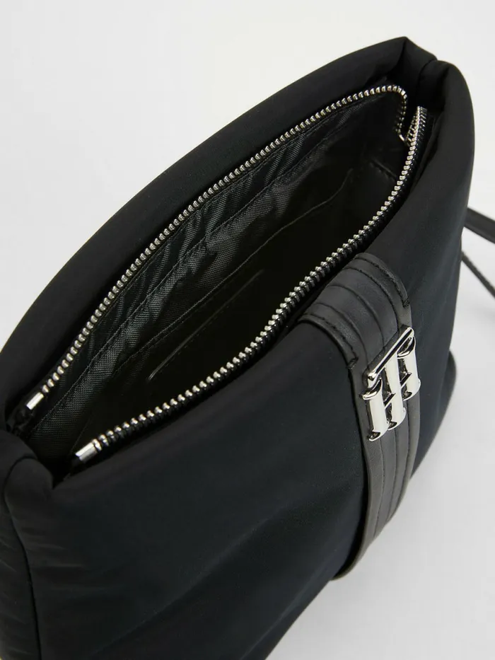 Tommy Hilfiger Recycled Monogram Washbag Black Womens Bags Sale