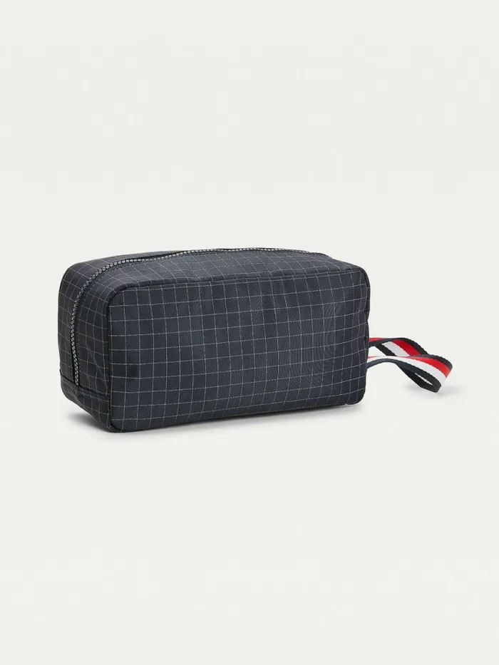Tommy Hilfiger Th Established Water Repellent Washbag Desert Sky Mens Bags Near Me