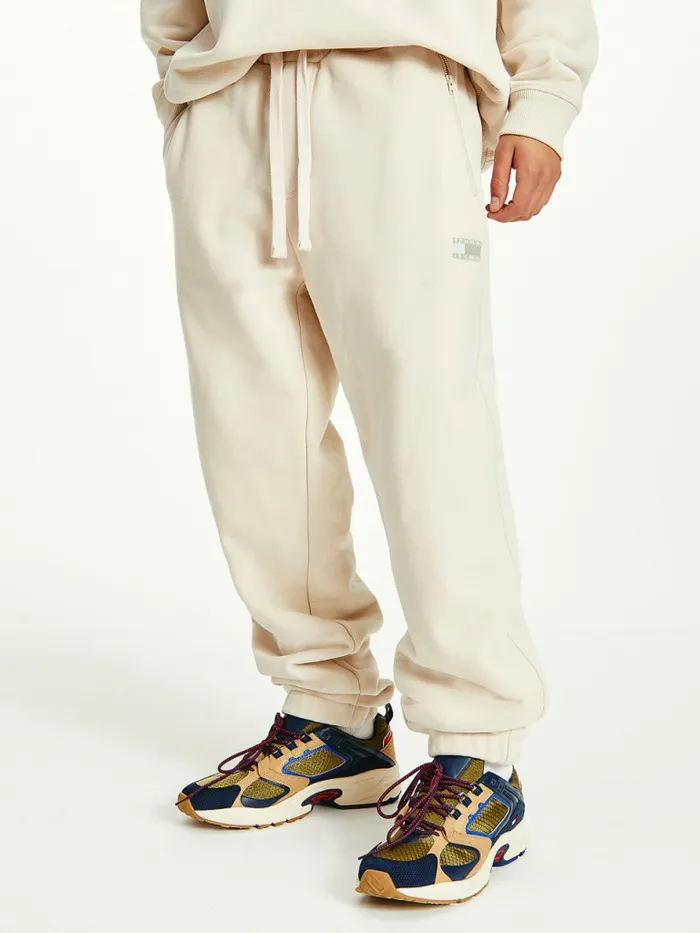 Tommy Hilfiger Tommy Badge Relaxed Joggers Smooth Stone Mens Trousers