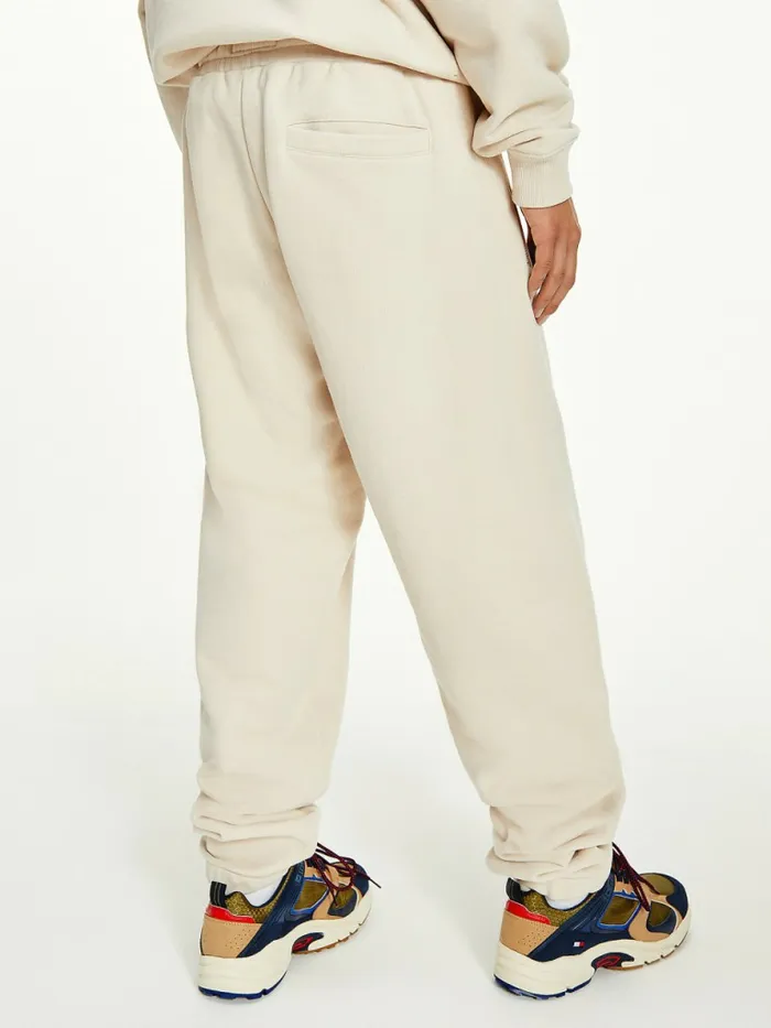 Tommy Hilfiger Tommy Badge Relaxed Joggers Smooth Stone Mens Trousers