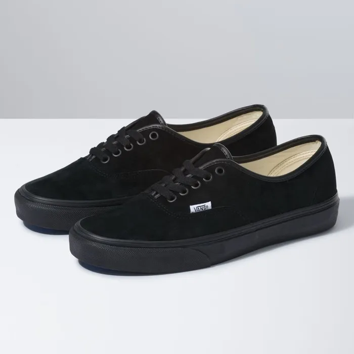 Vans Classics Shoes Mens Pig Suede Authentic BlackBlack