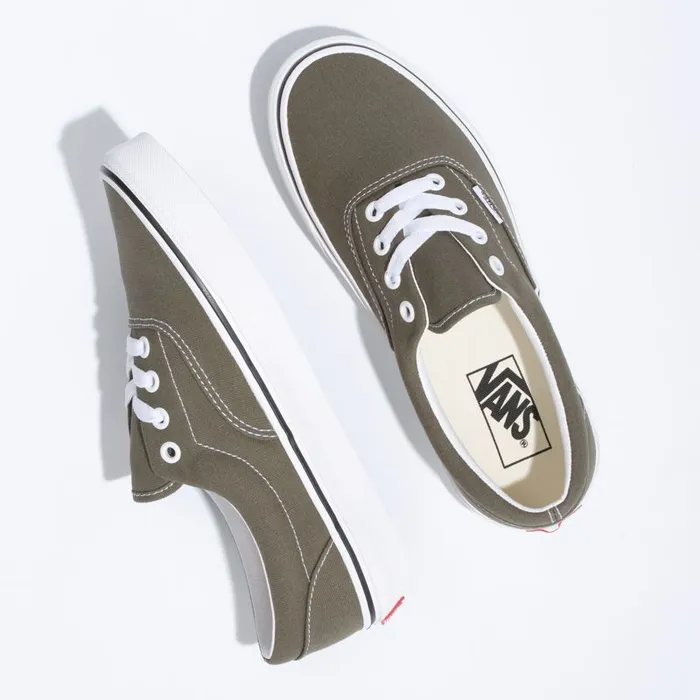 Vans Classics Shoes MensWomens Era Grape LeafTrue White