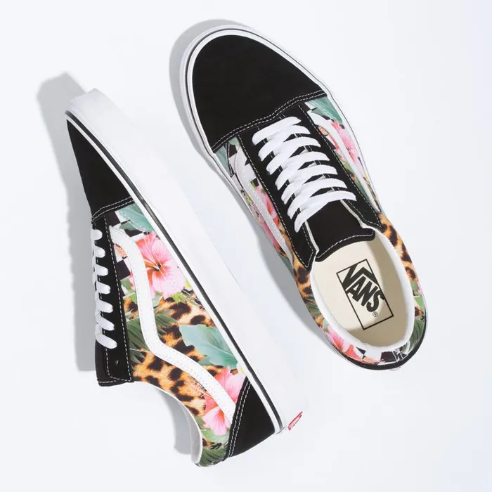 Vans Classics Shoes MensWomens Tropical Animal Check Old Skool True WhiteMulti Vans Classics Shoes MensWomens Tropical Animal Check Old Skool True WhiteMulti