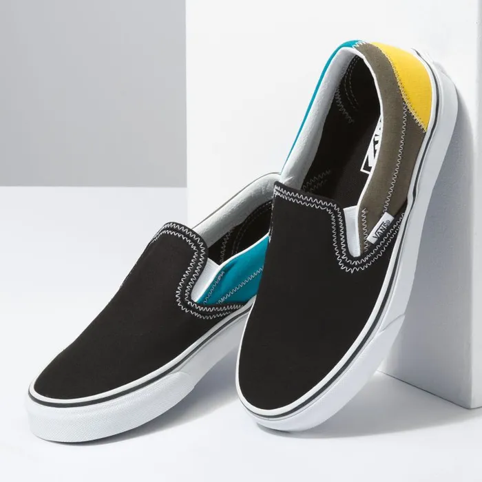 Vans Classics Shoes Mens Zig Zag Classic SlipOn MultiTrue White Vans Classics Shoes Mens Zig Zag Classic SlipOn MultiTrue White