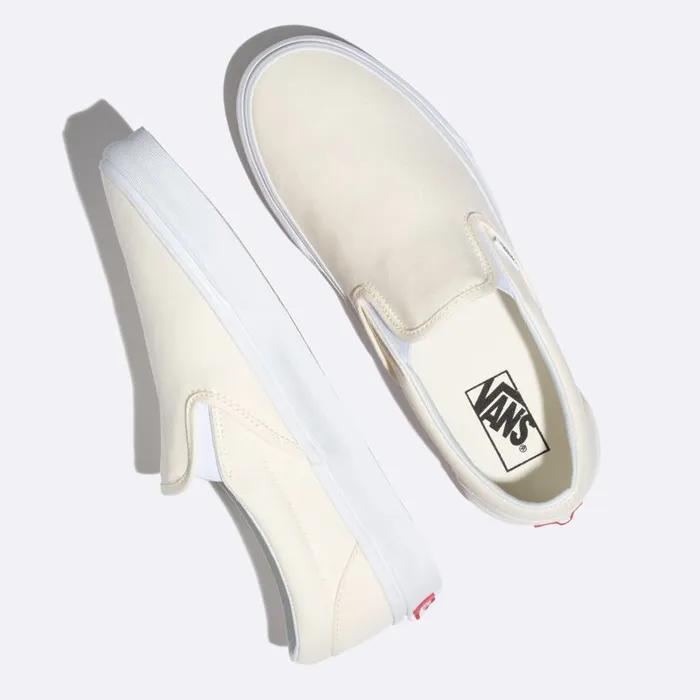 Vans Classics Shoes Womens SlipOn White Vans Classics Shoes Womens SlipOn White