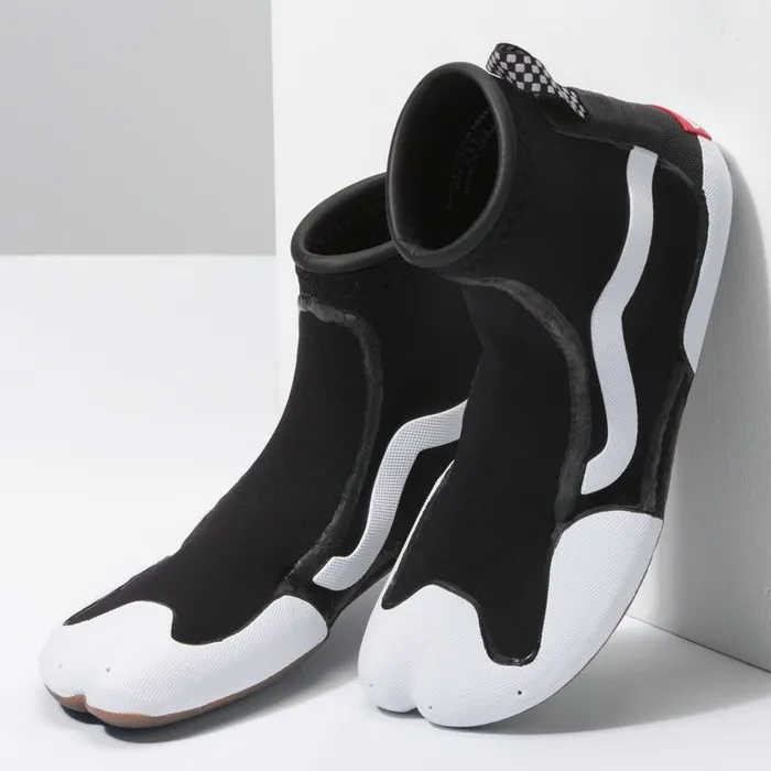 Vans Surf Vibes Mens Surf Boot Mid BlackTrue White