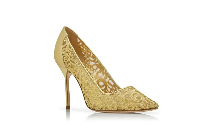 Women BB Manolo Blahnik BBLA Gold Lace Macram Pointed Toe Pumps