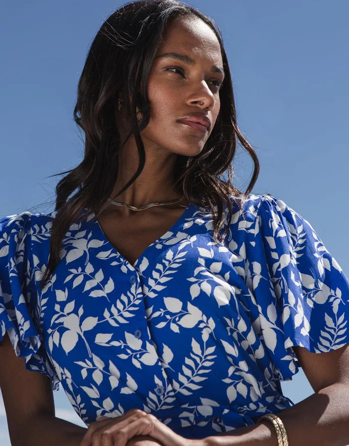 Women Blue Leaf Print Flutter Sleeve Midi Dress Blue Threadbare Workwear