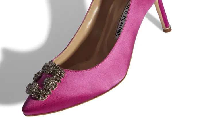 Women Dress Shoes Manolo Blahnik HANGISI 70 Purple Satin Jewel Buckle Pumps Women Dress Shoes Manolo Blahnik HANGISI 70 Purple Satin Jewel Buckle Pumps