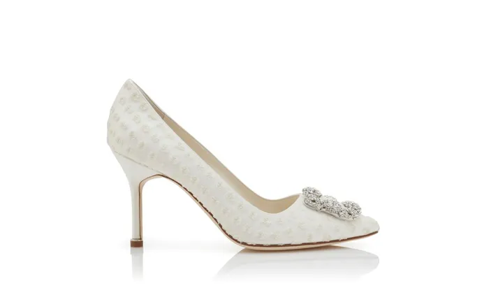 Women Dress Shoes Manolo Blahnik HANGISI 90 White Textile Dobby Print Jewel Buckle Pumps