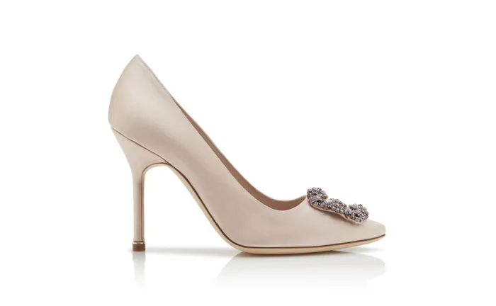 Women Dress Shoes Manolo Blahnik HANGISI VENEZIA Pale Blush Satin Jewel Buckle Pumps Women Dress Shoes Manolo Blahnik HANGISI VENEZIA Pale Blush Satin Jewel Buckle Pumps