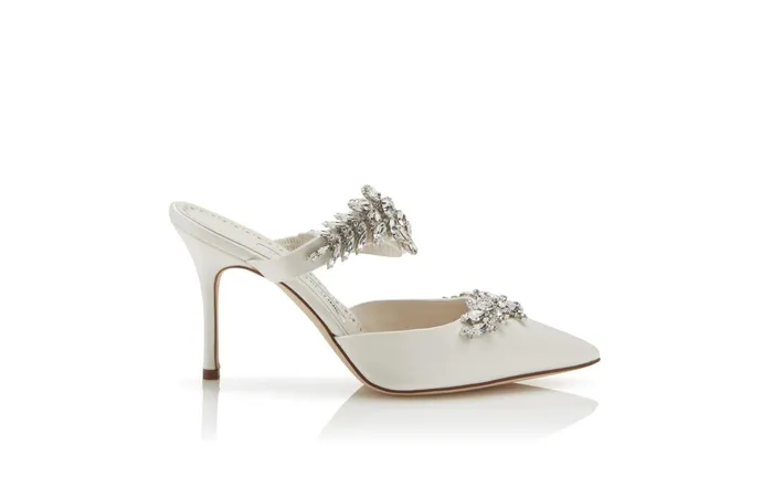 Women Dress Shoes Manolo Blahnik LURUM White Satin Crystal Embellished Mules