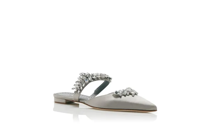 Women Dress Shoes Manolo Blahnik LURUMFLAT Light Grey Satin Crystal Embellished Mules Women Dress Shoes Manolo Blahnik LURUMFLAT Light Grey Satin Crystal Embellished Mules