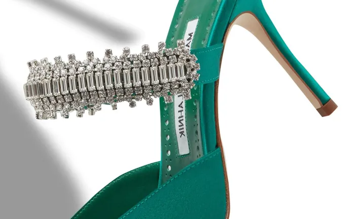 Women Dress Shoes Manolo Blahnik LUTARA Green Satin Crystal Embellished Mules