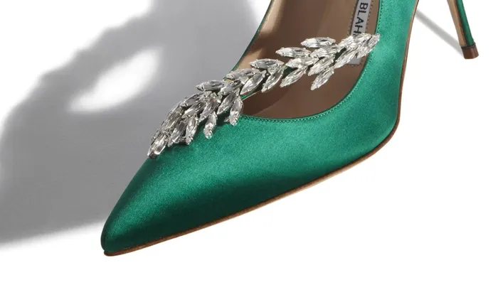 Women Dress Shoes Manolo Blahnik NADIRA Green Satin Jewel Buckle Pumps Women Dress Shoes Manolo Blahnik NADIRA Green Satin Jewel Buckle Pumps