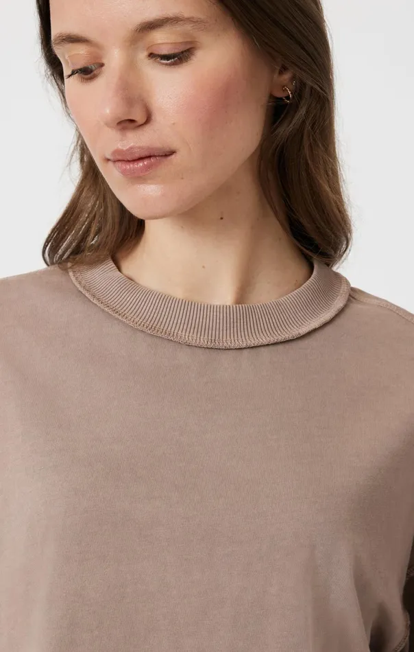 Women Drop Shoulder Cropped TShirt In Moon Rock Mavi Jeans Tops and TShirts Women Drop Shoulder Cropped TShirt In Moon Rock Mavi Jeans Tops and TShirts